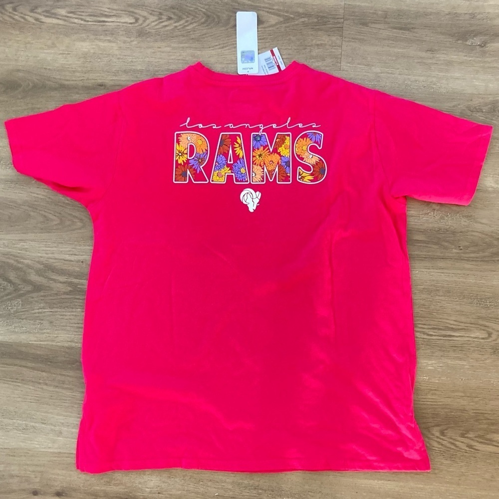 NFL Los Angeles Rams Women’s XL Pink Floral Graphic Tee NWT